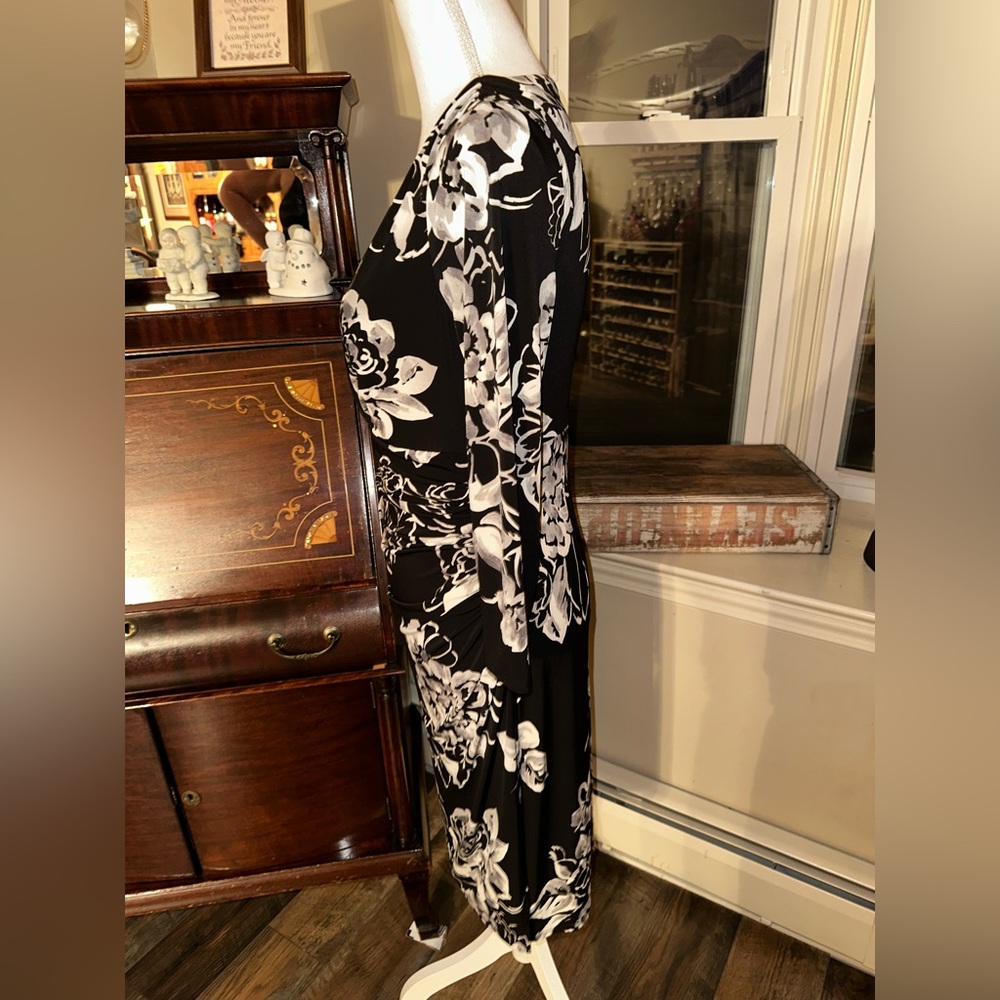 Lauren Ralph Lauren/Dress Womens/ Stretch Black & White Floral/Size 8/NWOT - Picture 6 of 10